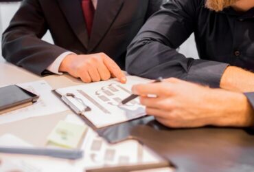 Comprendere il Ruolo dei Broker nel Mercato Immobiliare di Lusso